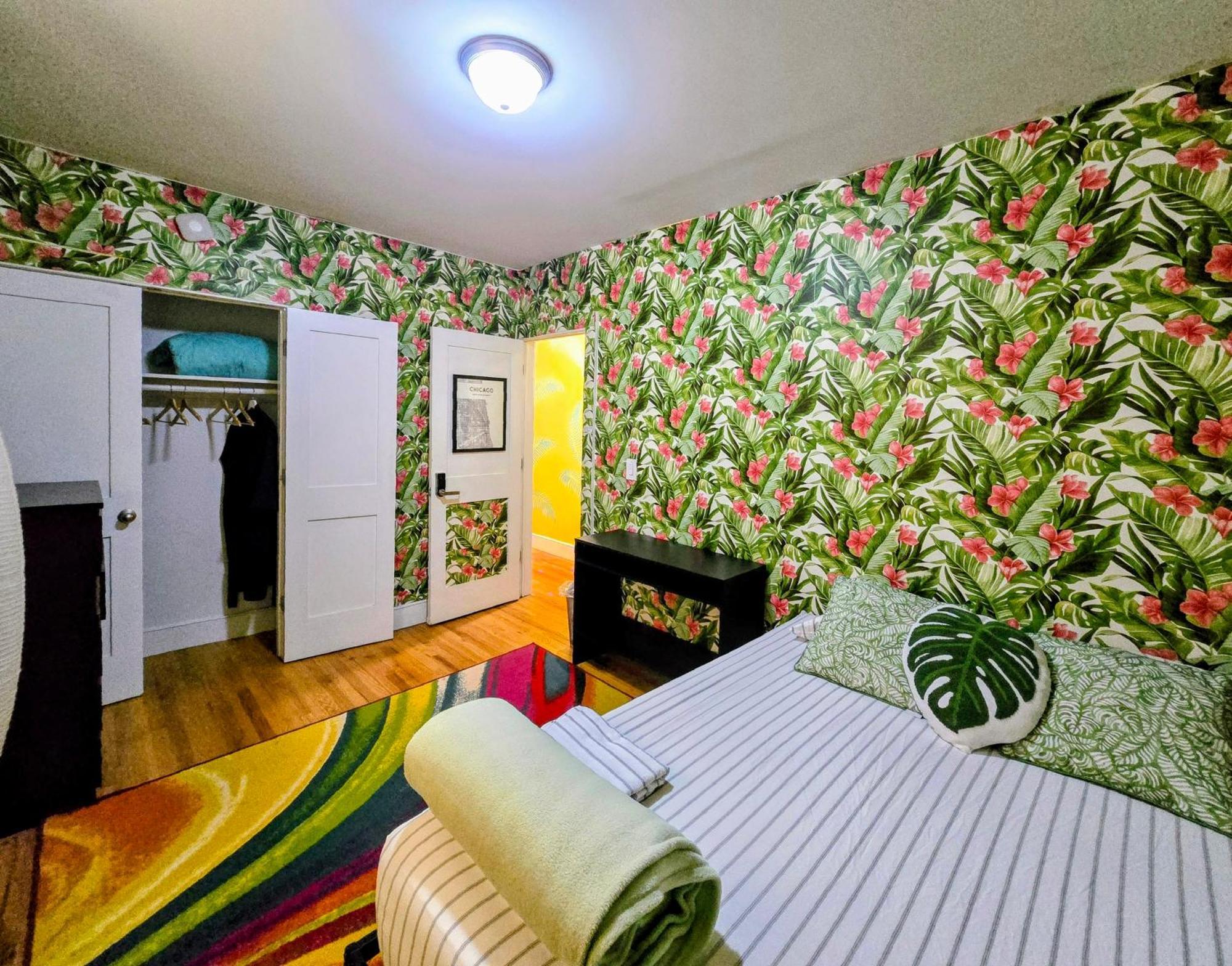 Tropical Comfort In Harlem Cozy With Snacks & Style
